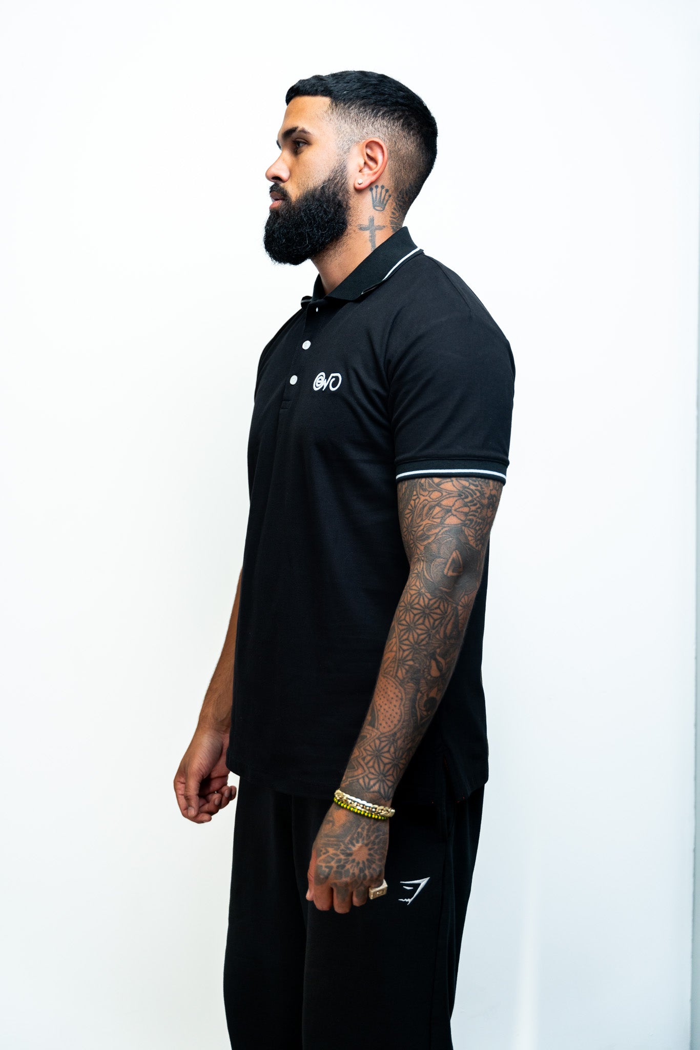 EVO POLO BLACK WITH WHITE LOGO = 50🎟️‼️